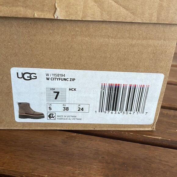 UGG Cityfunc Zip Hickory Boots USA Women Size 7/UK 5/EU 38(Box Slightly Crushed) - Picture 14 of 15
